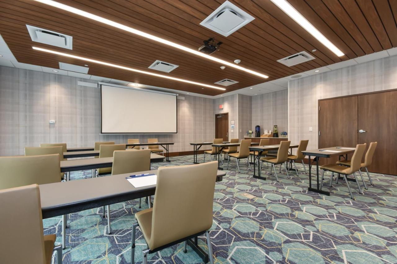 Holiday Inn Express & Suites Charlotte - Ballantyne By Ihg Dış mekan fotoğraf