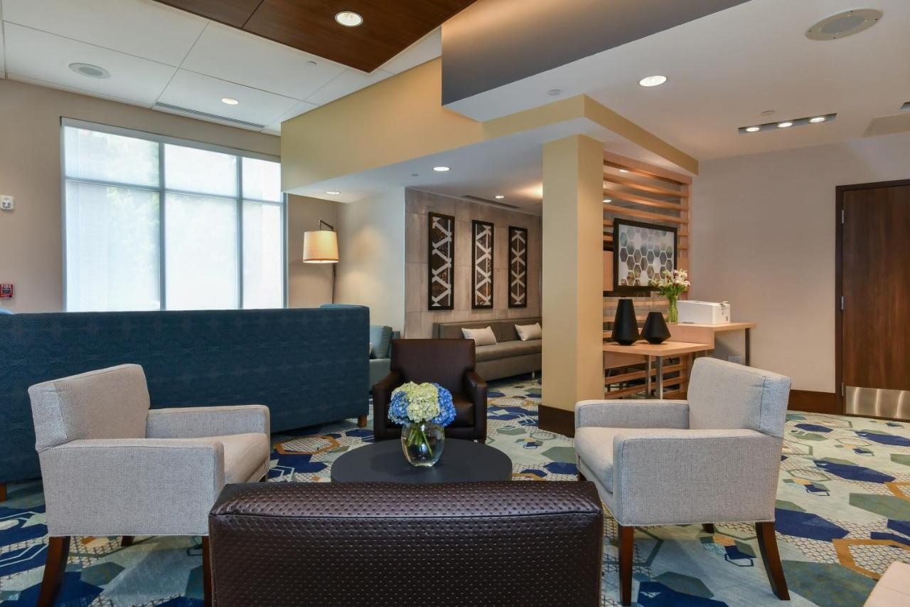 Holiday Inn Express & Suites Charlotte - Ballantyne By Ihg Dış mekan fotoğraf